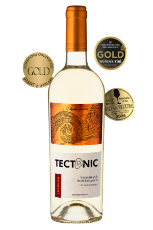 Tectonic Tamaioasa Romaneasca - Vin alb demisec