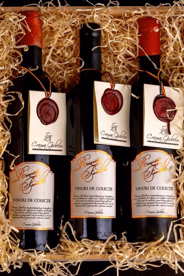 Verticala Vinoteca Rezerva Familiei  Feteasca Neagra  - Vinurile de colectie sunt potentate de timp